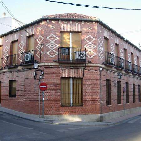 Hostal Cervantes Valdemoro Eksteriør billede
