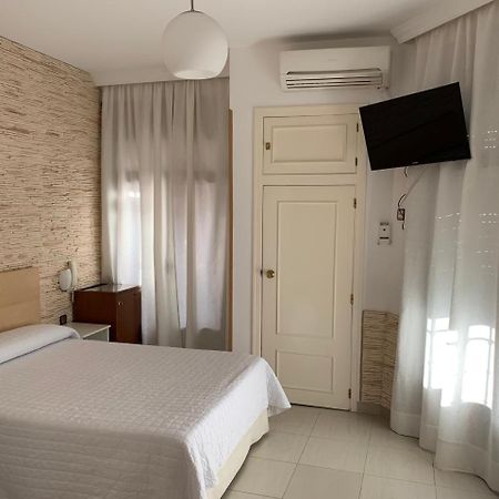 Hostal Cervantes Valdemoro Eksteriør billede