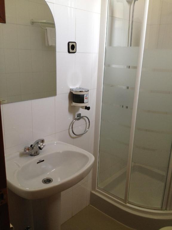 Hostal Cervantes Valdemoro Værelse billede